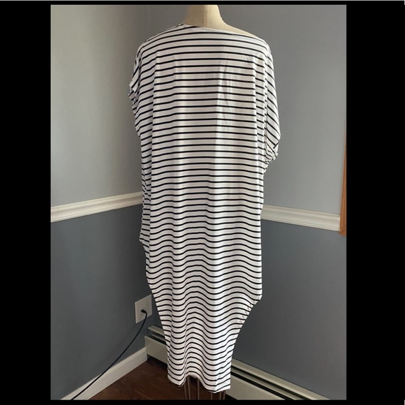 NWOT BOGO FREE Asymmetric tunic dress - Picture 3 of 3